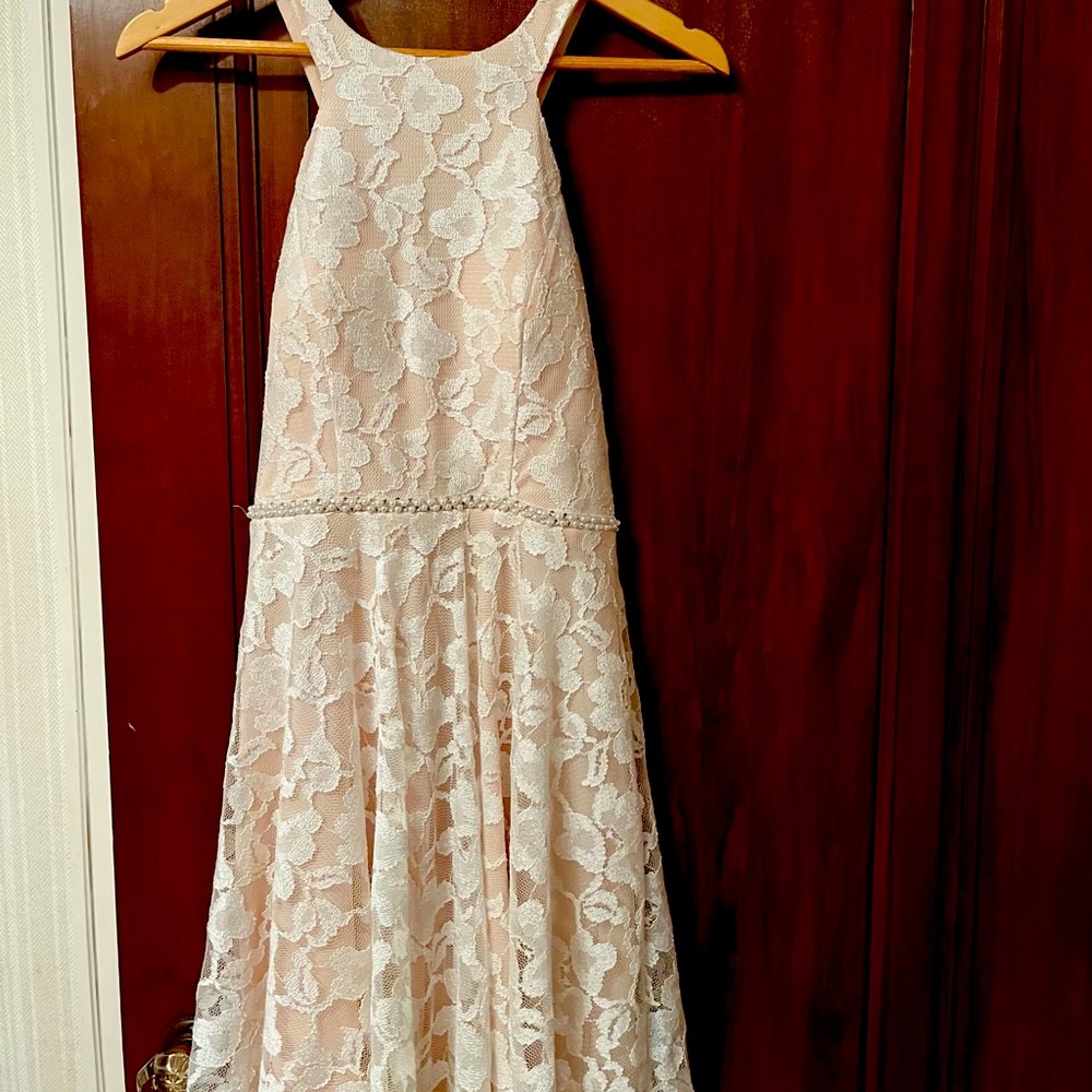 Lace Dress - perfect for teen/pre-teen formals